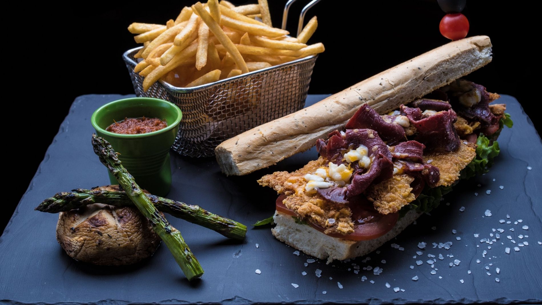 Live Sports Bar, Le Meridien Cairo Airport